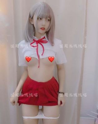 欧美老女人的b_高清免费观看