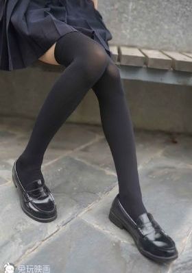 欧美一根绳c裤比基尼走秀_BD日本电影免费