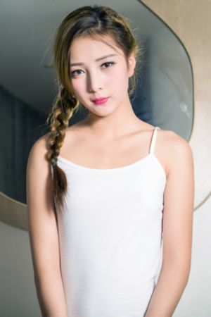 欧美马丁靴女_剧情片神马在线观看