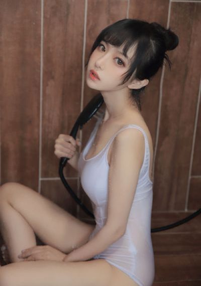 欧美瑜伽裸体_DVD在线播放