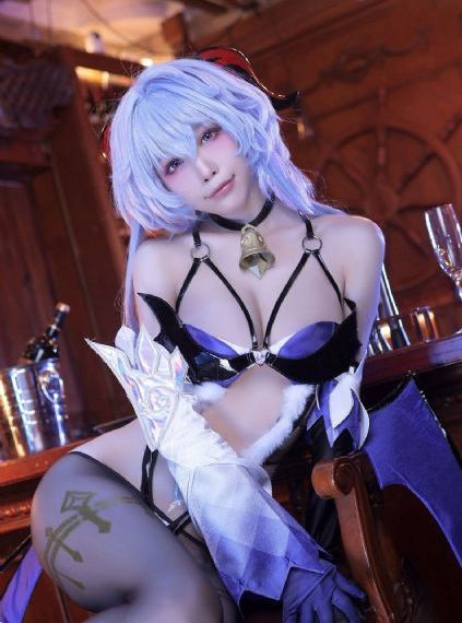 欧美大奶美女_BD电影完整版在线观看