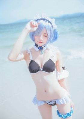 国产精品中字人妻中字制服_BD天堂在线